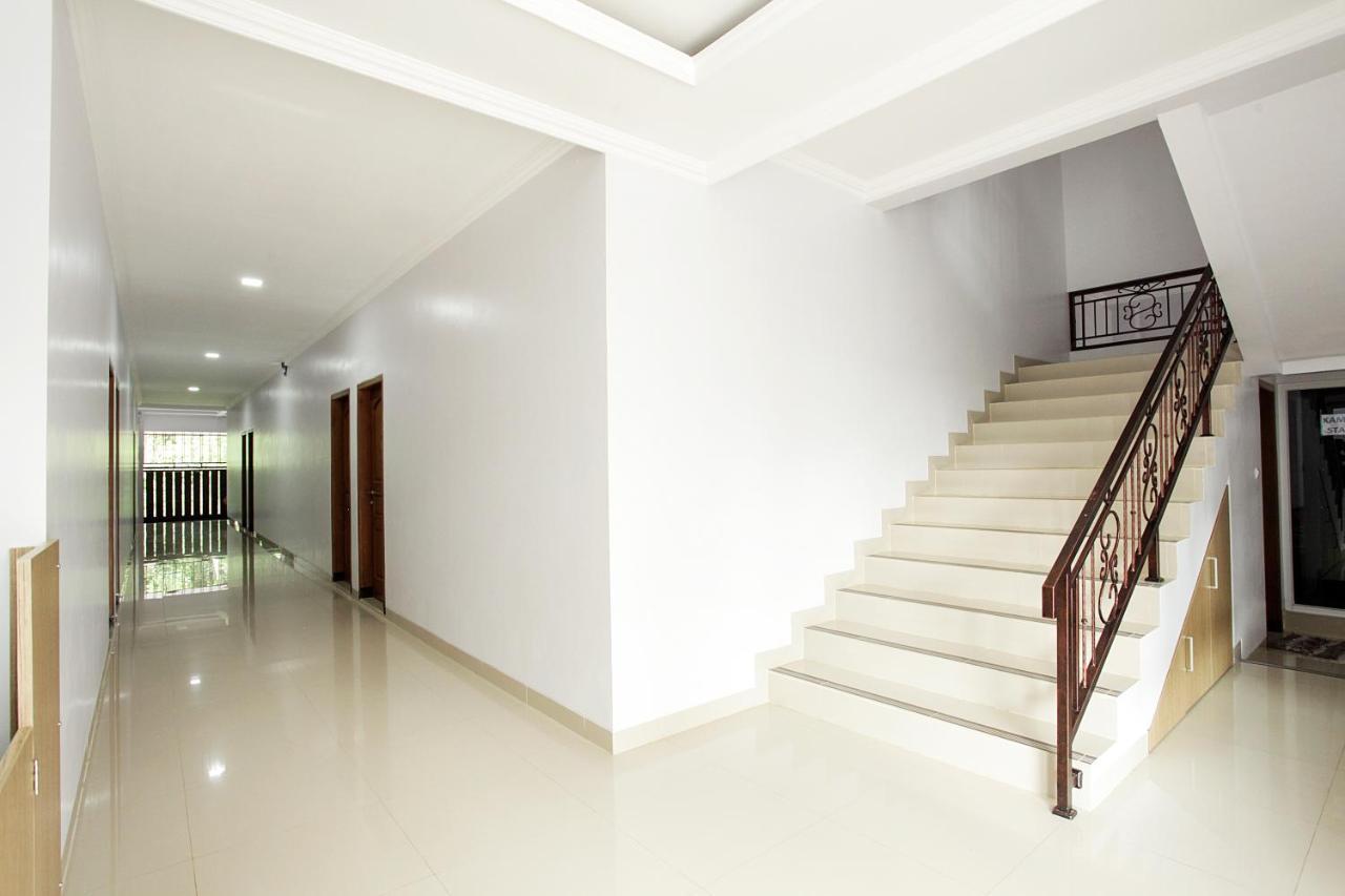 Banua Raya Homestay Джокьякарта Экстерьер фото